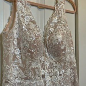 Brand new, never worn size 12 Anabel Nox mermaid-style wedding dress